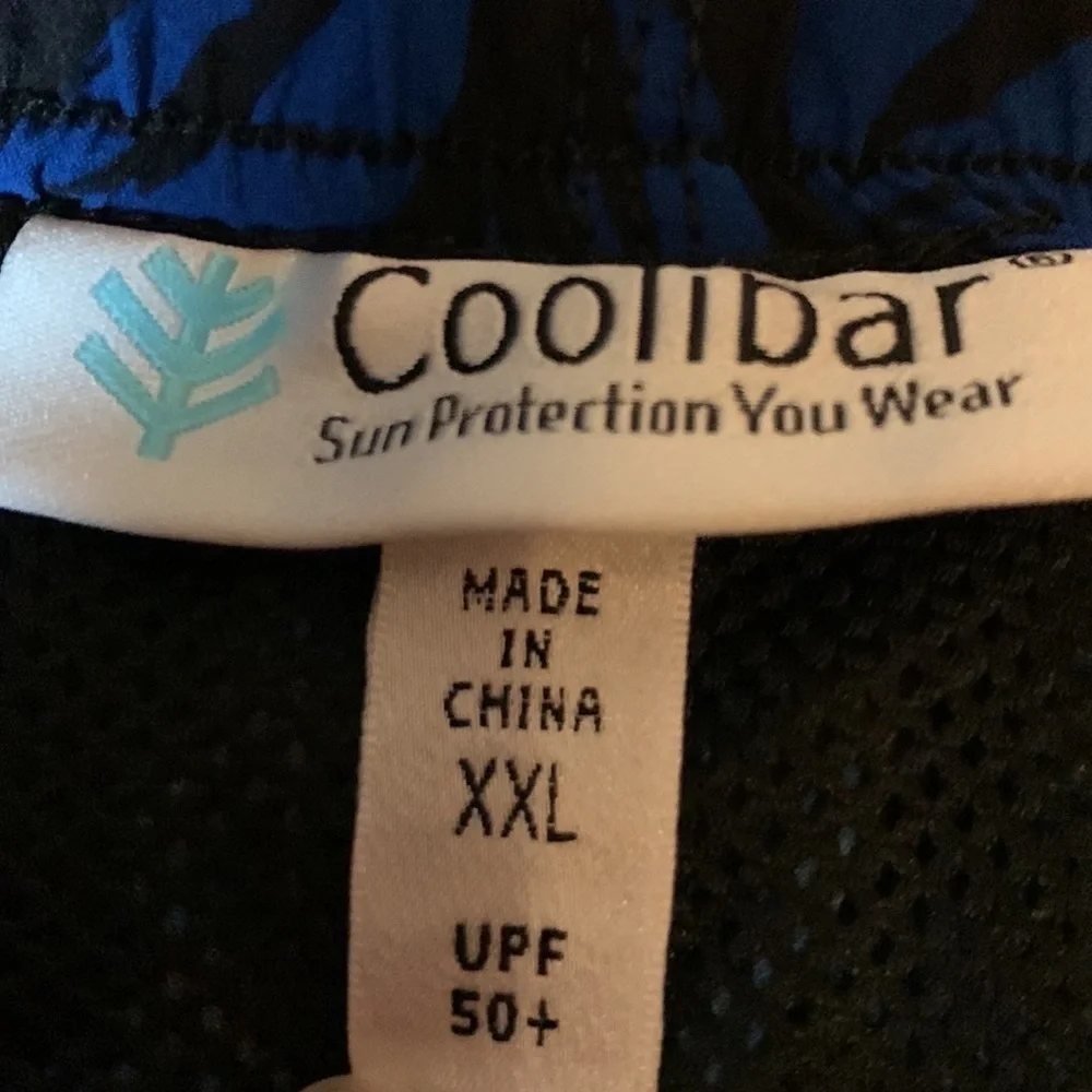 Coolibar Island swim trunks Blue and black print Size XXL UPF 50+